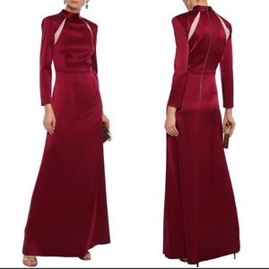Alice + Olivia by Stacey bendet charita shoulder Bordeaux gown.